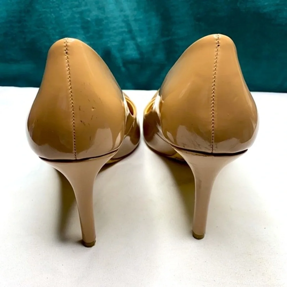 BCBGeneration LEVONNE PUMP‎